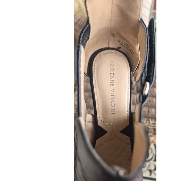 Adrienne Vittadini Black Leather Wedge Sandals Size 8 - Gently Used - Picture 7 of 7